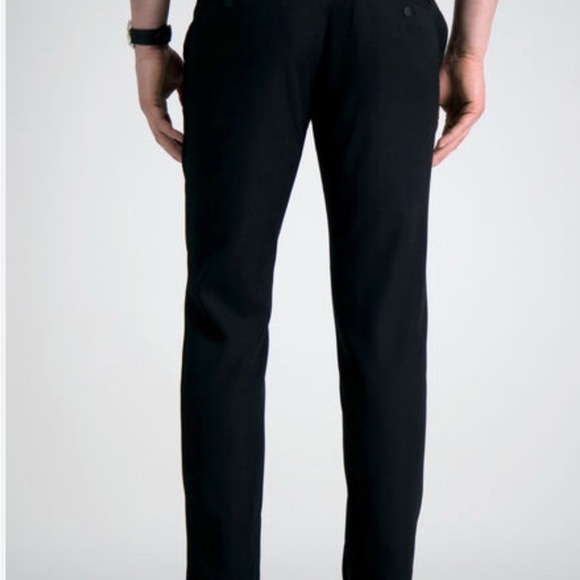 Elegant Black Slim-Fit Blazer for Formal Occasions - Picture 3 of 12